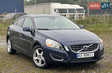 Volvo S60  2011