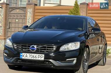 Volvo S60 2015