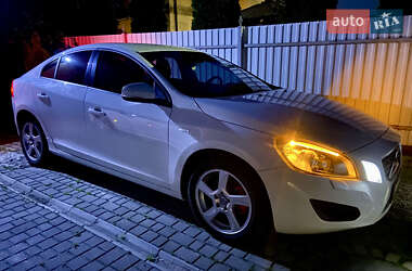 Volvo S60 2011