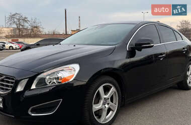 Volvo S60  2012