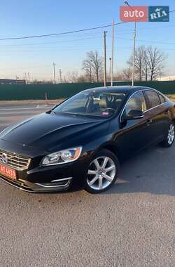Volvo S60  2016