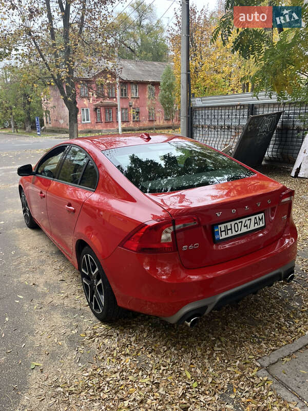 Volvo S60