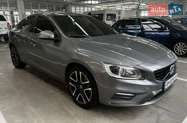Volvo S60  2016