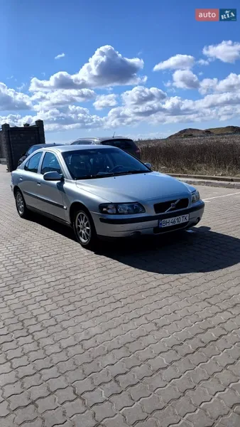 Volvo S60