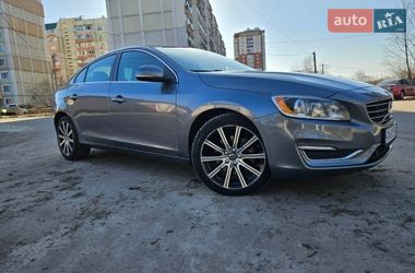 Volvo S60  2016