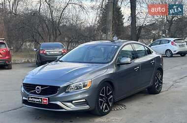 Volvo S60  2016