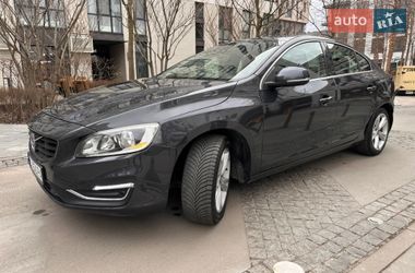 Volvo S60 2015