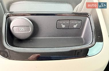 Седан Volvo S60 2023 в Луцьку фото 14 Седан Volvo S60 2023 в Луцьку