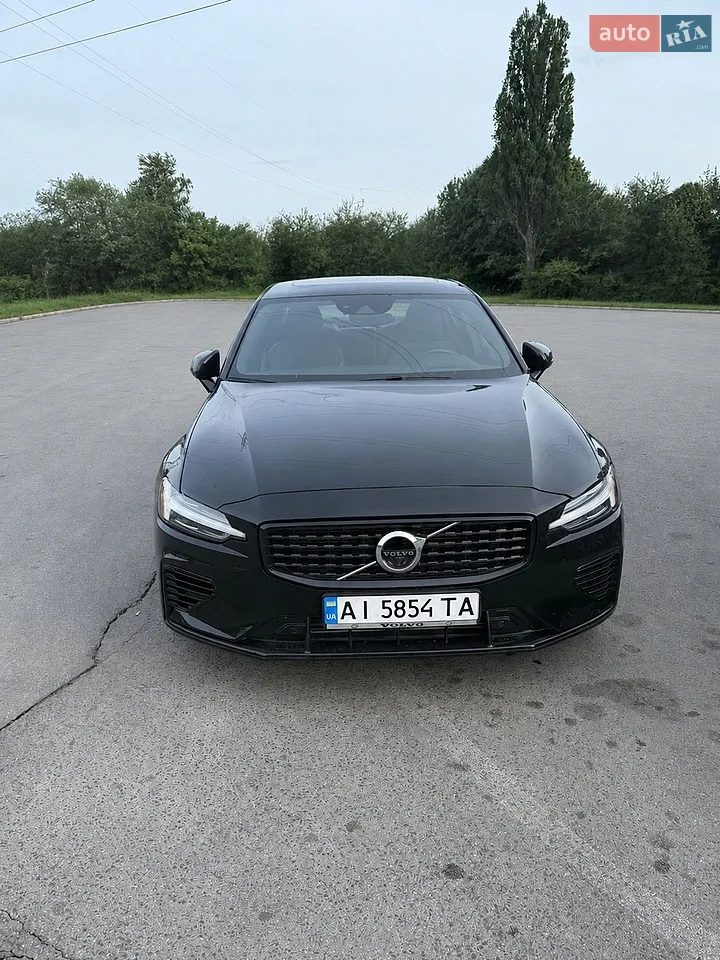 2021 Volvo S60 - фото 1
