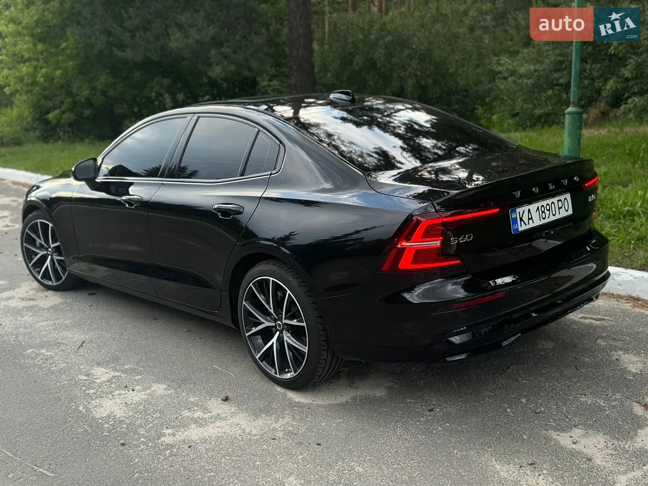 2024 Volvo S60 - фото 1