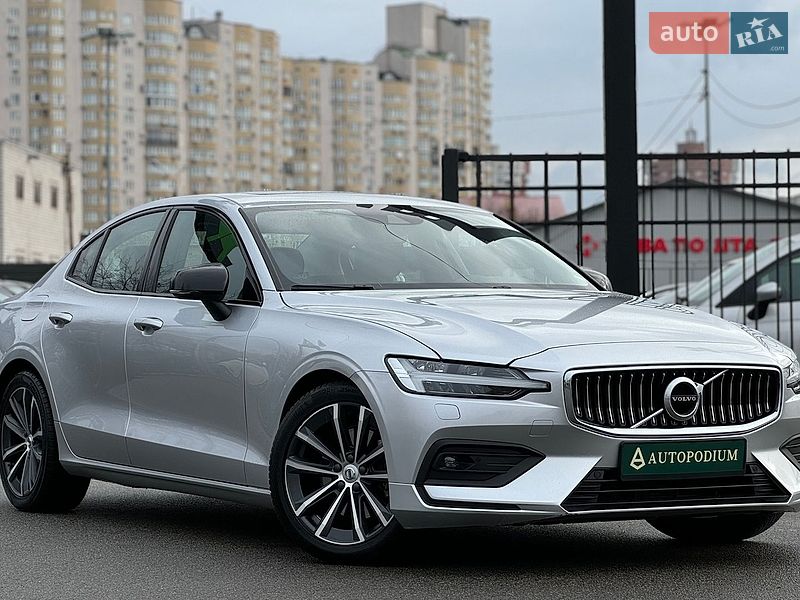 Volvo S60 2021