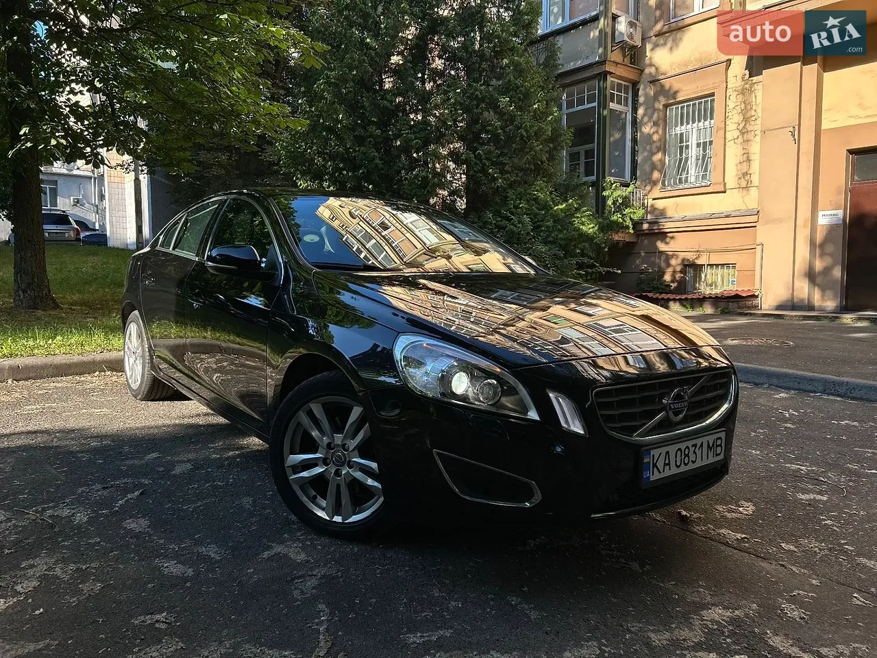 2011 Volvo S60 - фото 1