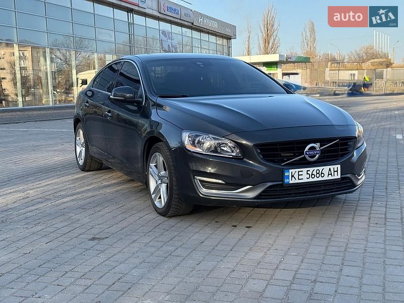 Седан Volvo S60 2013 в Дніпрі