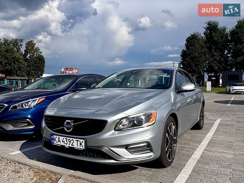 Volvo S60