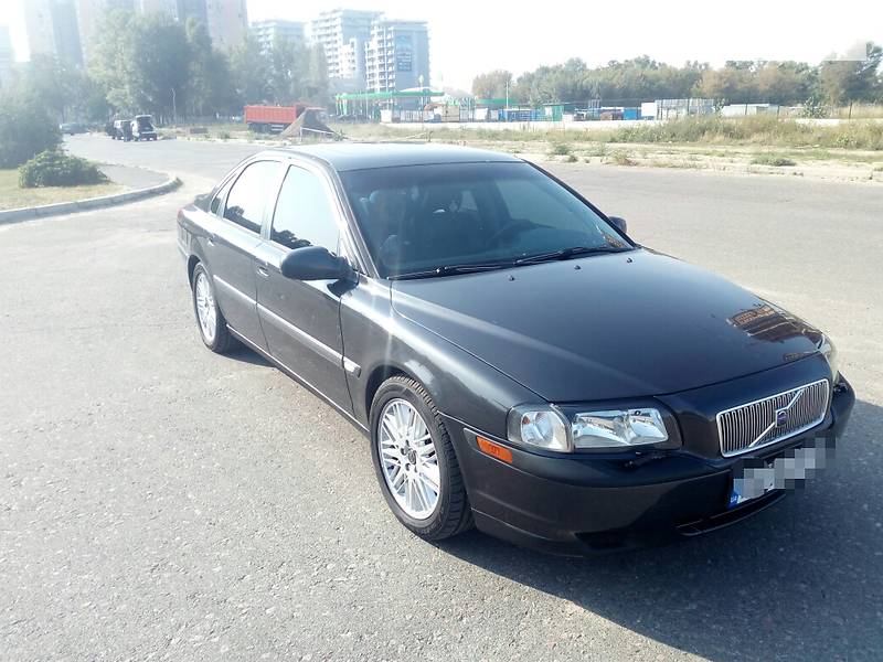 Volvo S80 2000 года