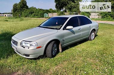 Volvo S80  2003