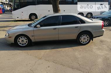 Volvo S80  2003