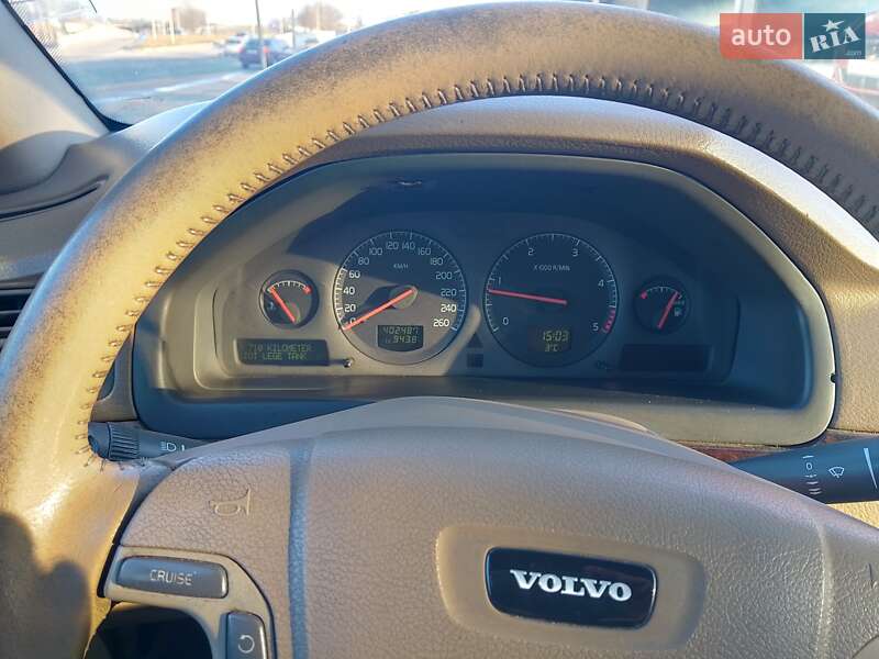 Volvo S80