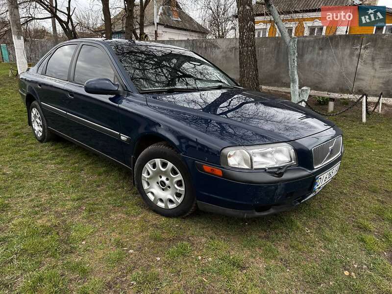 Седан Volvo S80