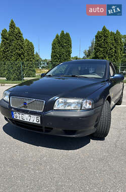 Volvo S80  2001