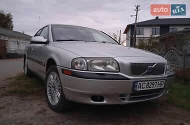 Volvo S80  2001