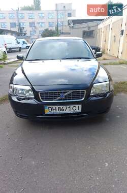 Volvo S80  2003
