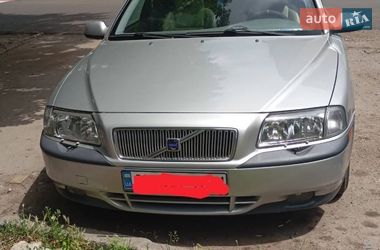 Volvo S80  2000