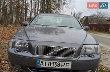 Volvo S80  2002