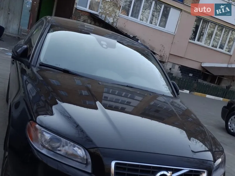 Volvo S80