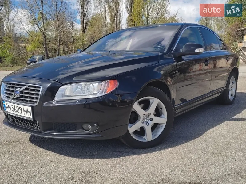 Volvo S80