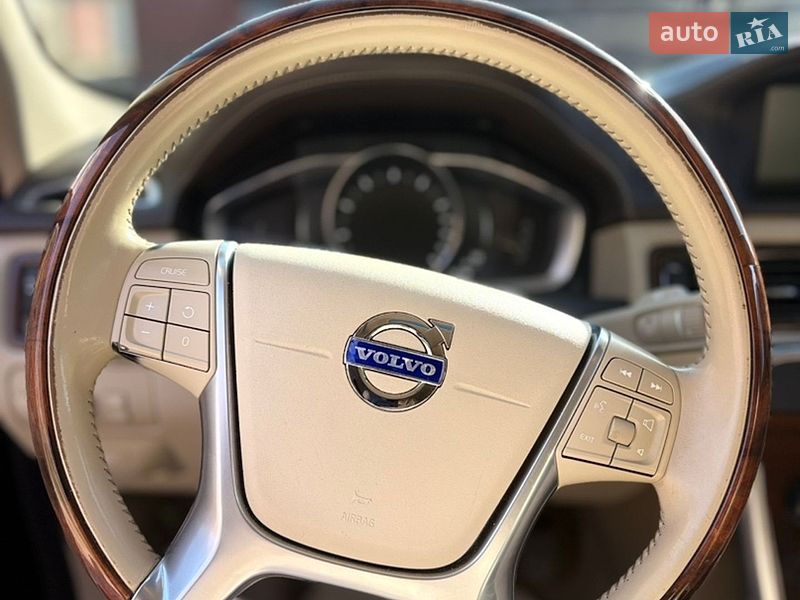 Седан Volvo S80 2013 в Ивано-Франковске
