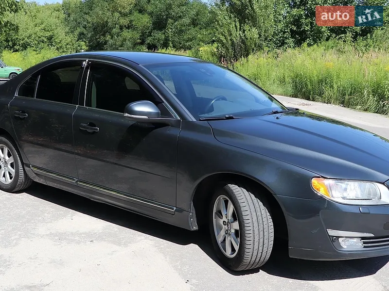 Volvo S80