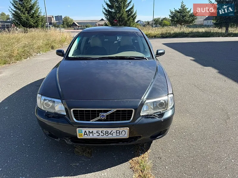 Volvo S80 2003