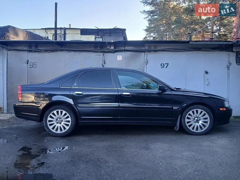 Volvo S80 2004