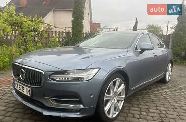 Volvo S90  2016