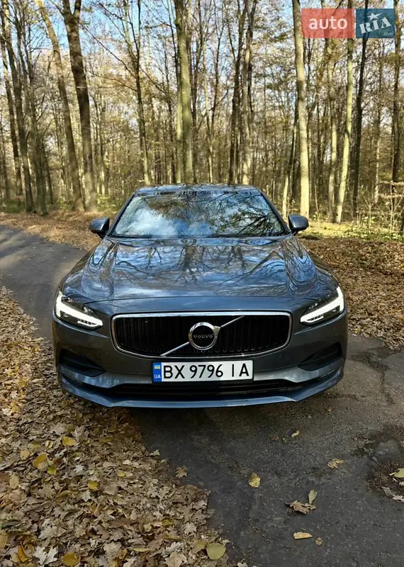 Volvo S90