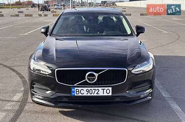 Volvo S90  2017