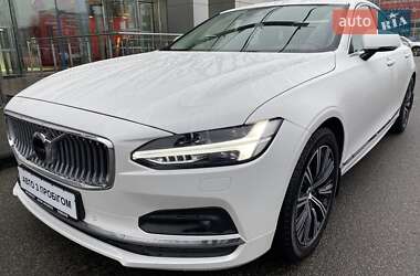 Volvo S90  2020