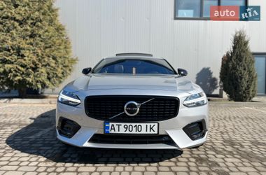 Volvo S90  2020