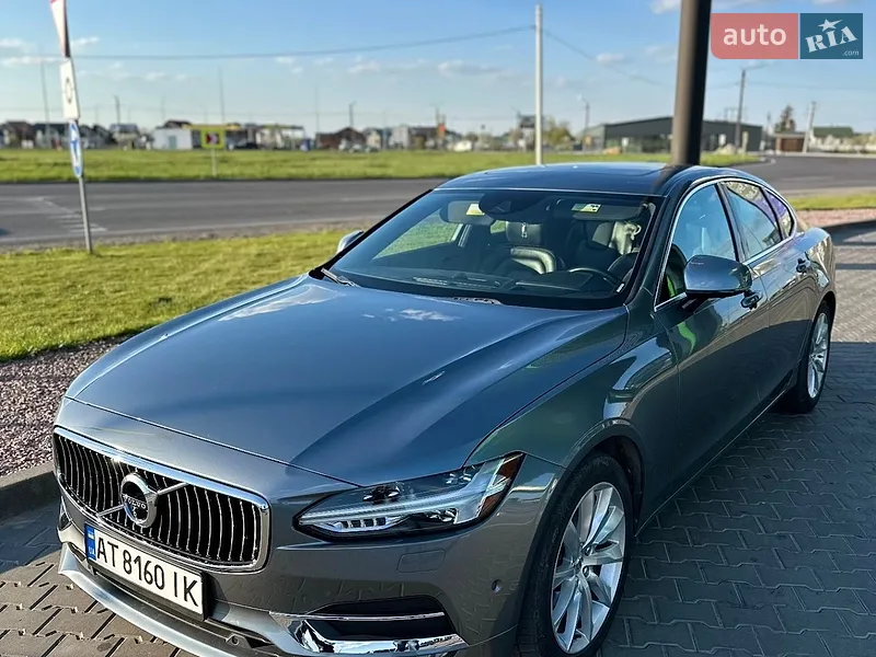 Volvo S90