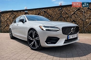 Volvo S90  2020