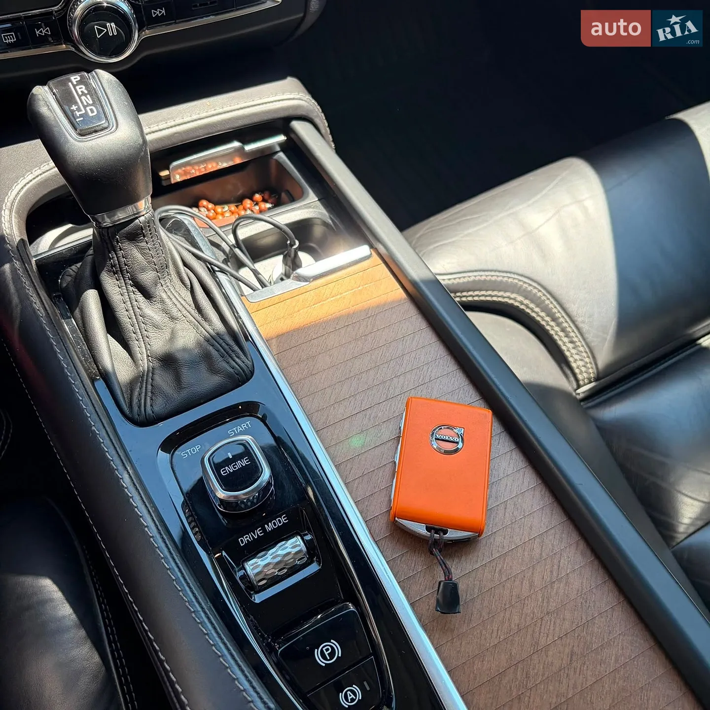 Volvo S90 2016 VIN YV1PS68BCH1005300 фото оголошення 17 з 31
