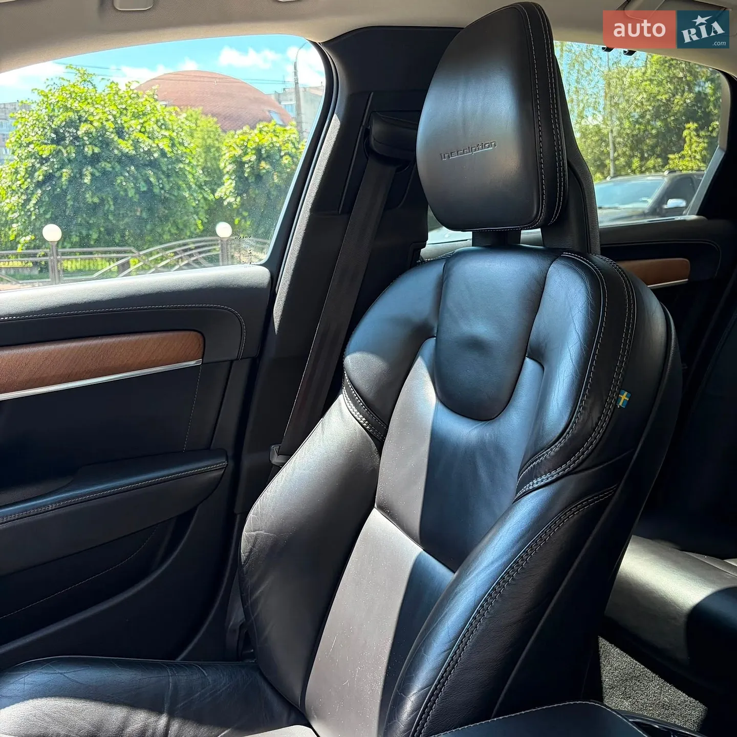 Volvo S90 2016 VIN YV1PS68BCH1005300 фото оголошення 18 з 31