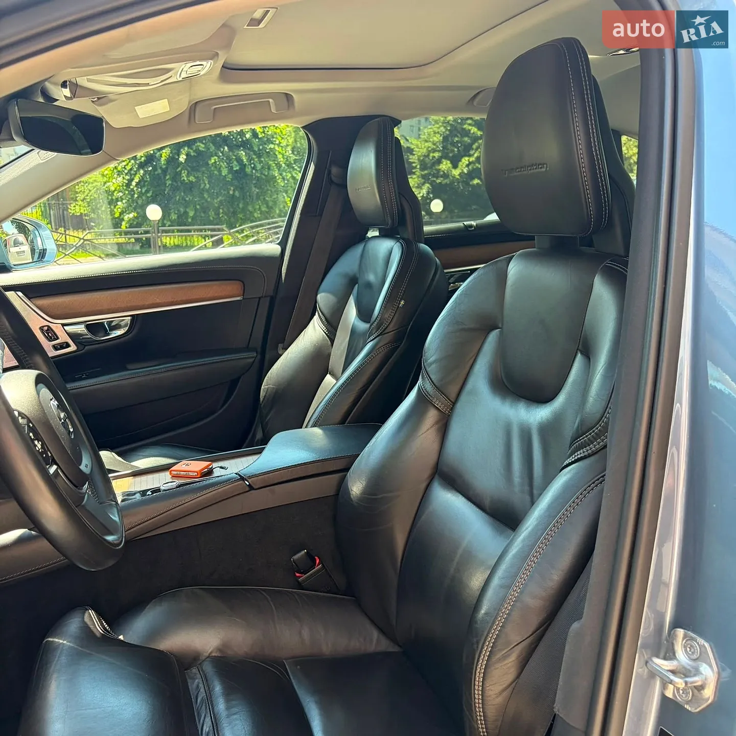 Volvo S90 2016 VIN YV1PS68BCH1005300 фото оголошення 19 з 31