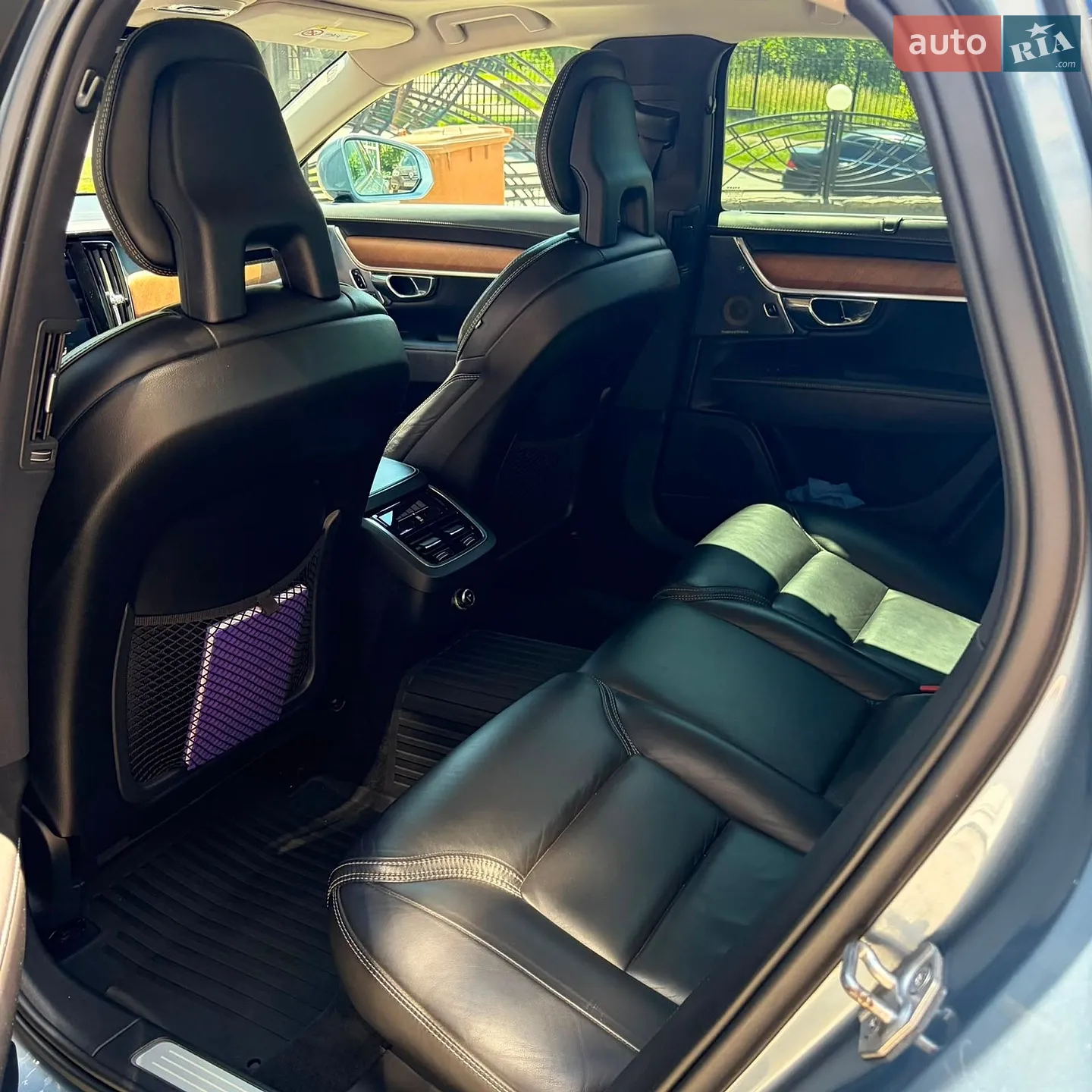 Volvo S90 2016 VIN YV1PS68BCH1005300 фото оголошення 21 з 31