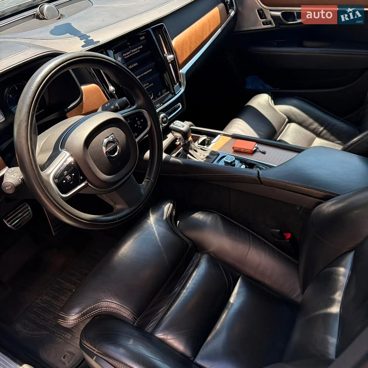 Volvo S90 2016 VIN YV1PS68BCH1005300 фото оголошення 27 з 31