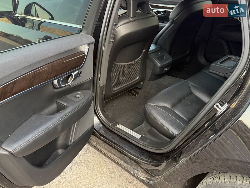 Седан Volvo S90 2017 в Владимире фото 31 Седан Volvo S90 2017 в Владимире