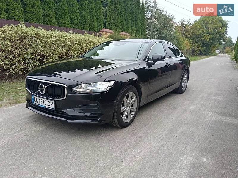 Volvo S90