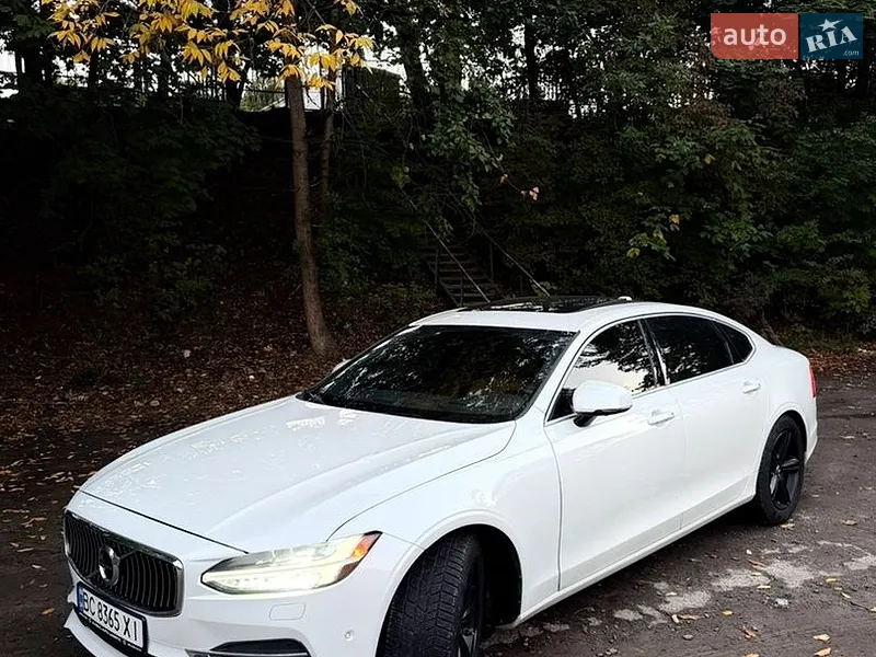 Volvo S90
