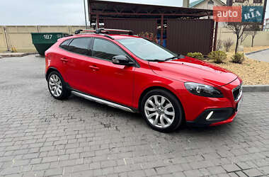 Volvo V40 Cross Country 2013